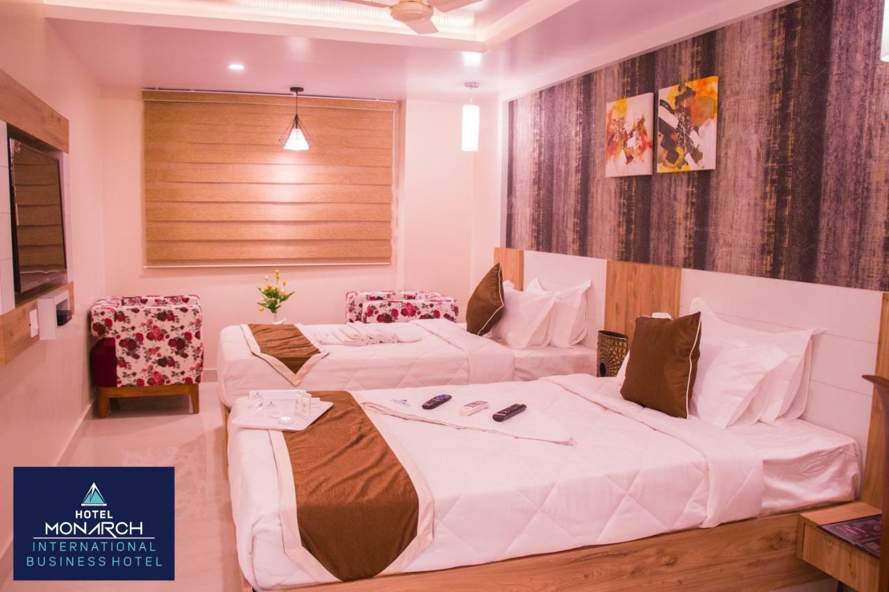 Hotel Monarch International バンガロール エクステリア 写真